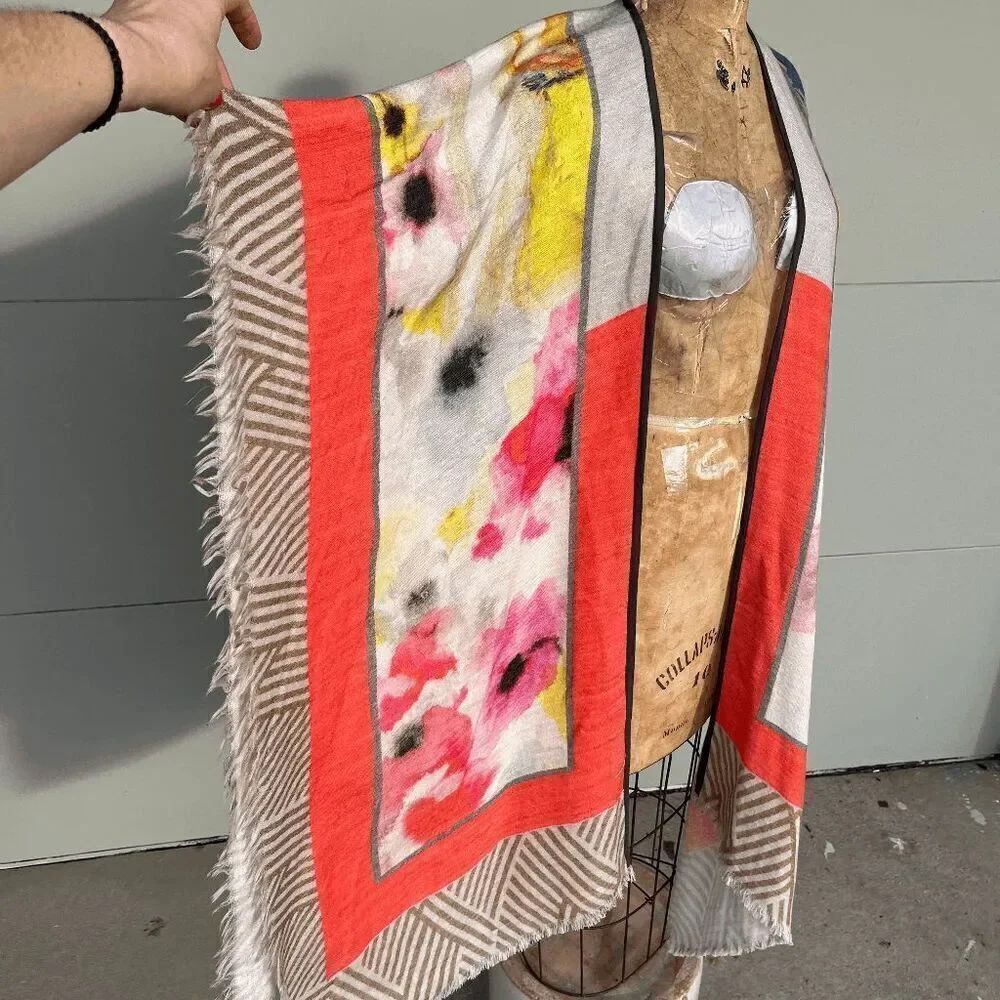 Blank London Vibrant Abstract Print Wool Blend Poncho - One Size